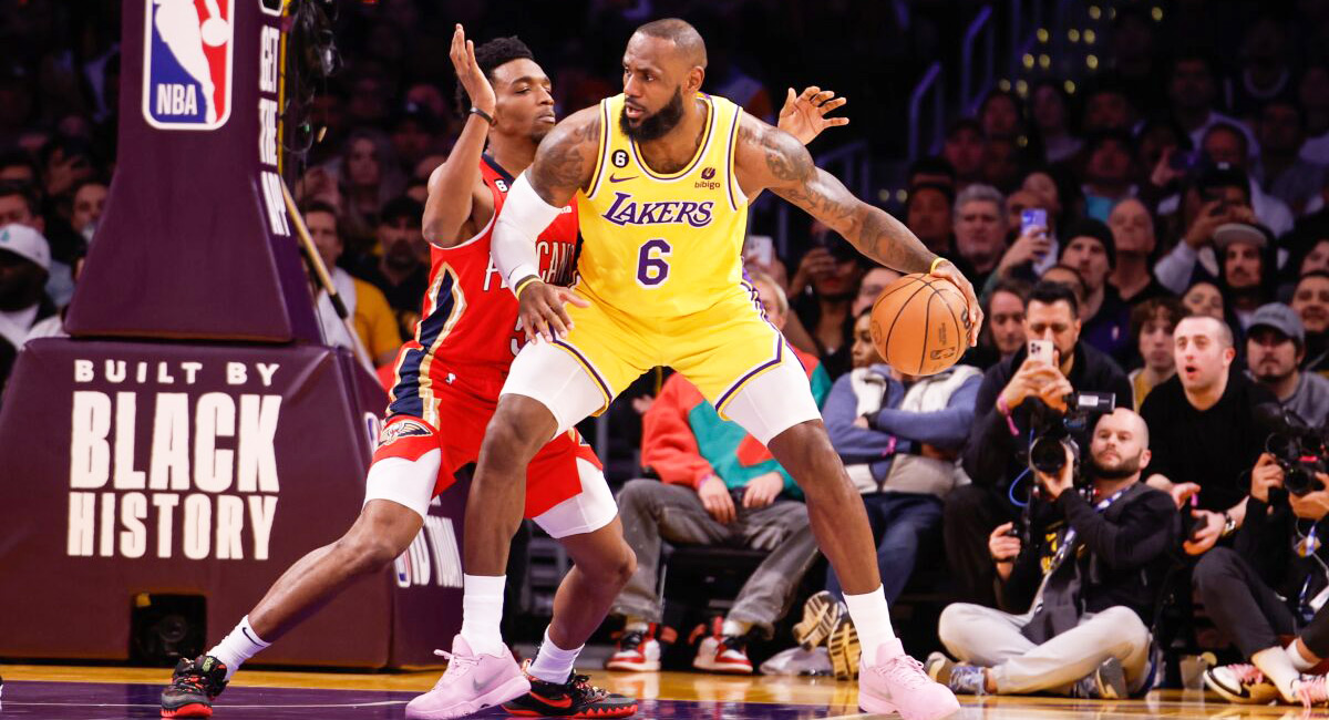 Los Lakers derrotaron cómodamente a Nueva Orleans
