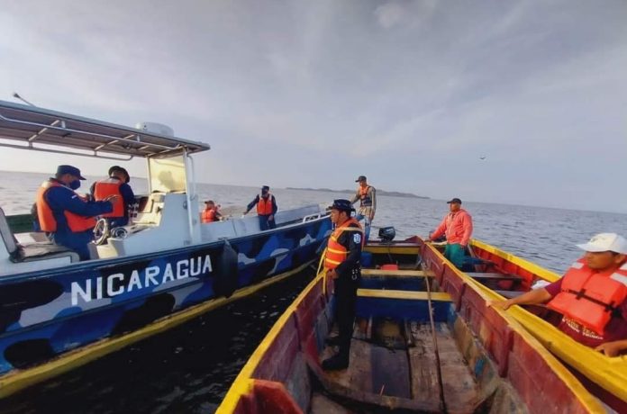 Naufragio en Nicaragua dejó un muerto, dos desaparecidos y seis personas rescatadas