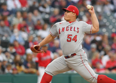 Los venezolanos Germán Márquez y José Suárez abrirán este lunes en la MLB