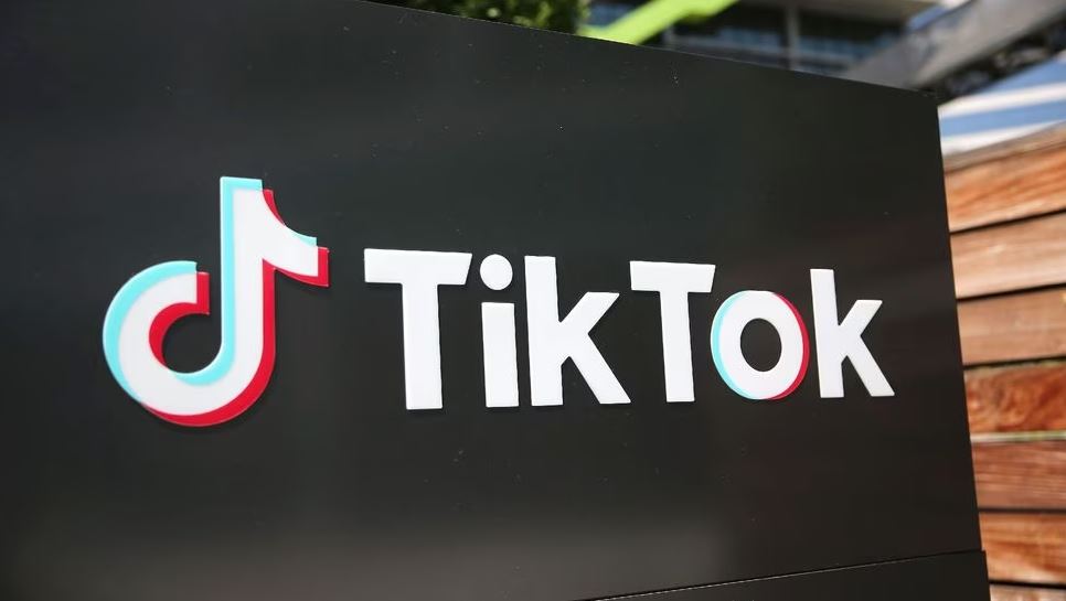 Quién le da un parao a TikTok por las locuras que publica: Casi muere niña de 12 años