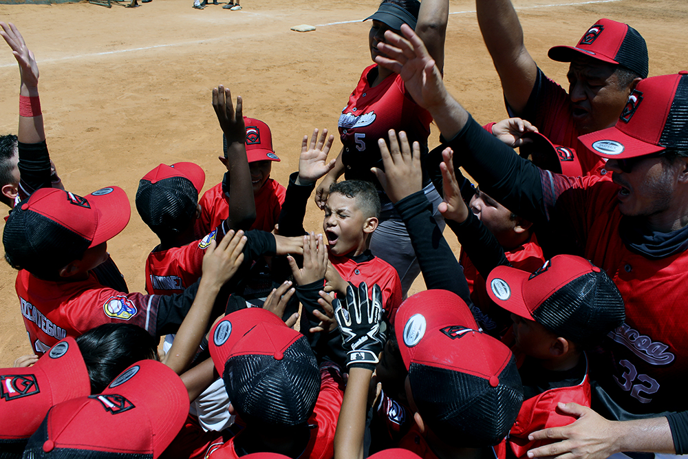 Coquivacoa gana por nocaut ante Leones en el estreno de la Final Nacional de Pitoquito (+Fotos)