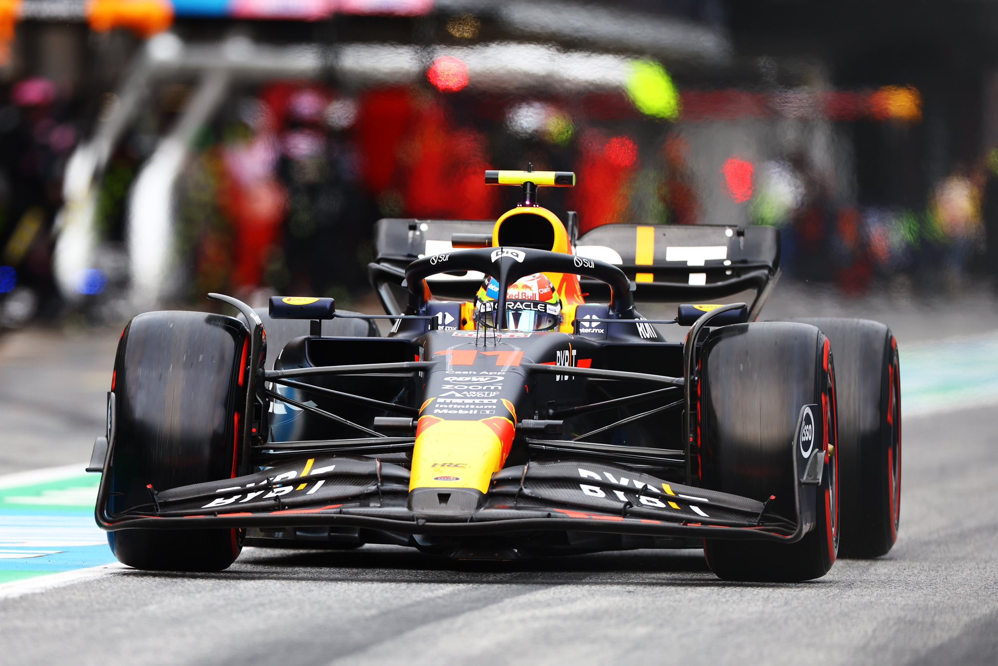 Red Bull elogia a Checo Pérez por espectacular remontada en el GP de España