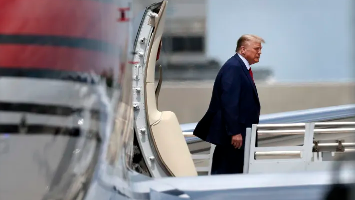 Trump se declara no culpable y queda en libertad condicional