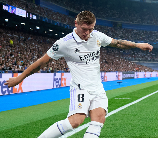 Toni Kroos renovó por una temporada más con el Real Madrid