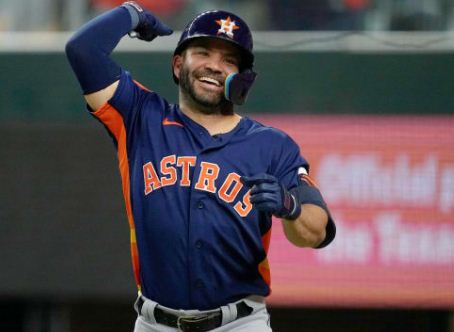 Un histórico José Altuve conecta tres jonrones consecutivos en un solo juego (Video)
