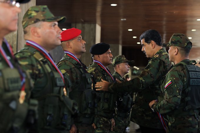 Condecoran a miembros del Ceofanb por la Operación Autana