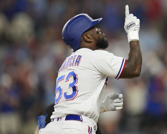 Rangers barrió a Orioles y pasó a la Serie de Campeonato