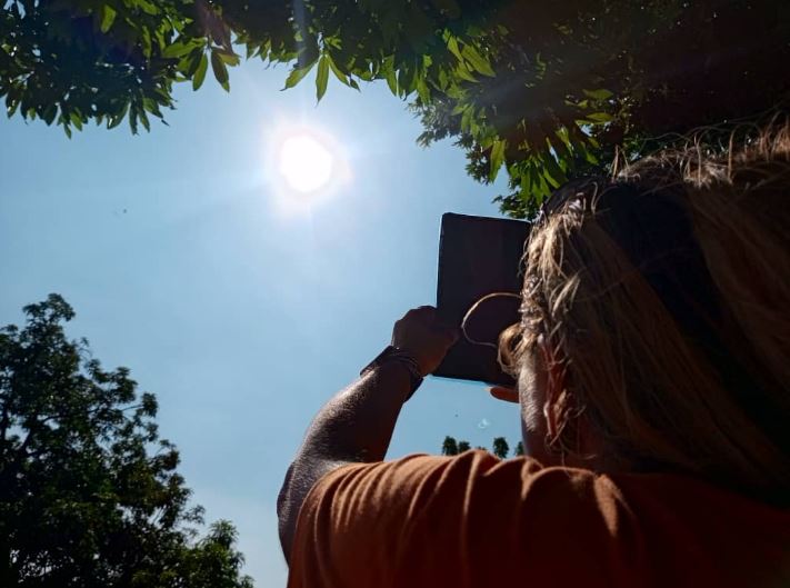 Así disfrutan el eclipse solar los zulianos