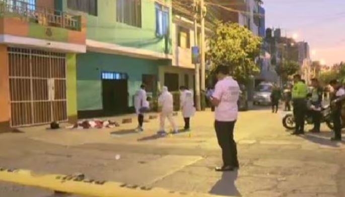 De 20 balazos asesinaron a barbero venezolano frente a su vivienda en Perú