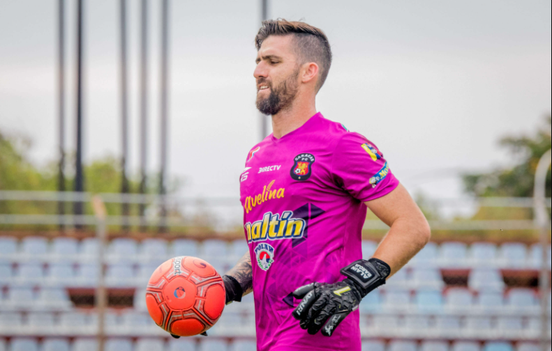 Alain Baroja jugará Libertadores con el Always Ready de Bolivia