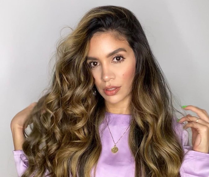 La presentadora zuliana Carla Field se convirtió en madre de un varón