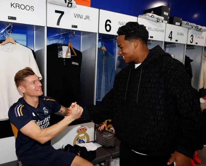 Ancelotti confirma que Endrick se unirá al Real Madrid en julio y cree que Toni Kroos seguirá