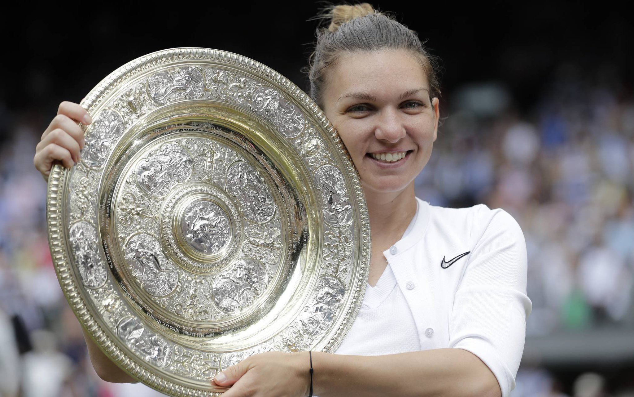 El TAS le reduce la sanción a Simona Halep y puede volver a competir