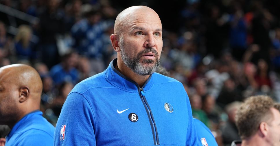 Los Mavericks de Dallas extendieron contrato de Jason Kidd