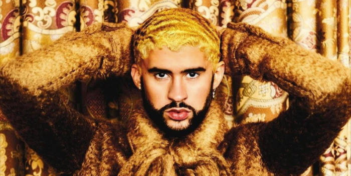 Bad Bunny es el primer hombre en posar en la portada de la revista “Vogue Italia” 
