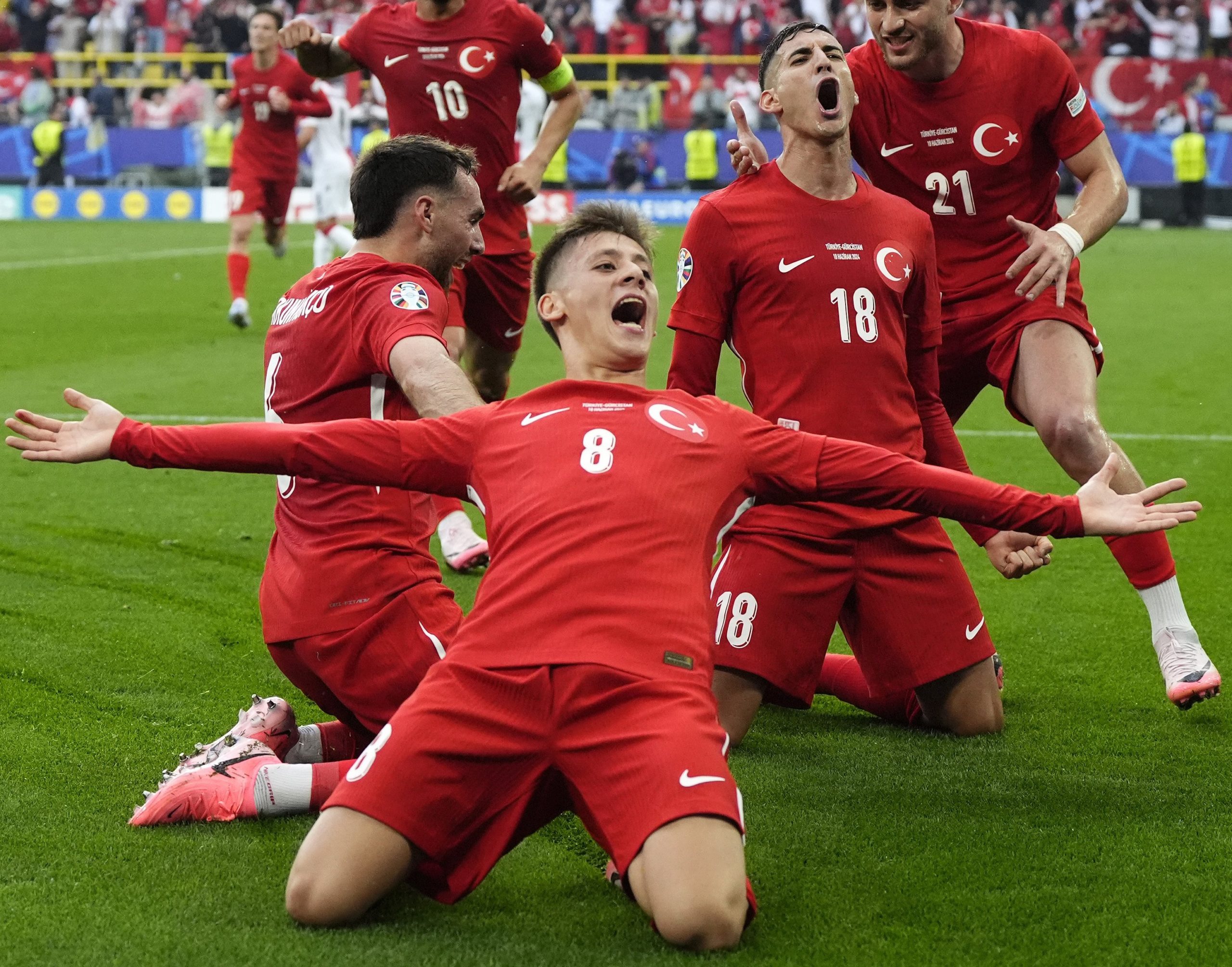 Turquía venció a Georgia en un partidazo de la Eurocopa