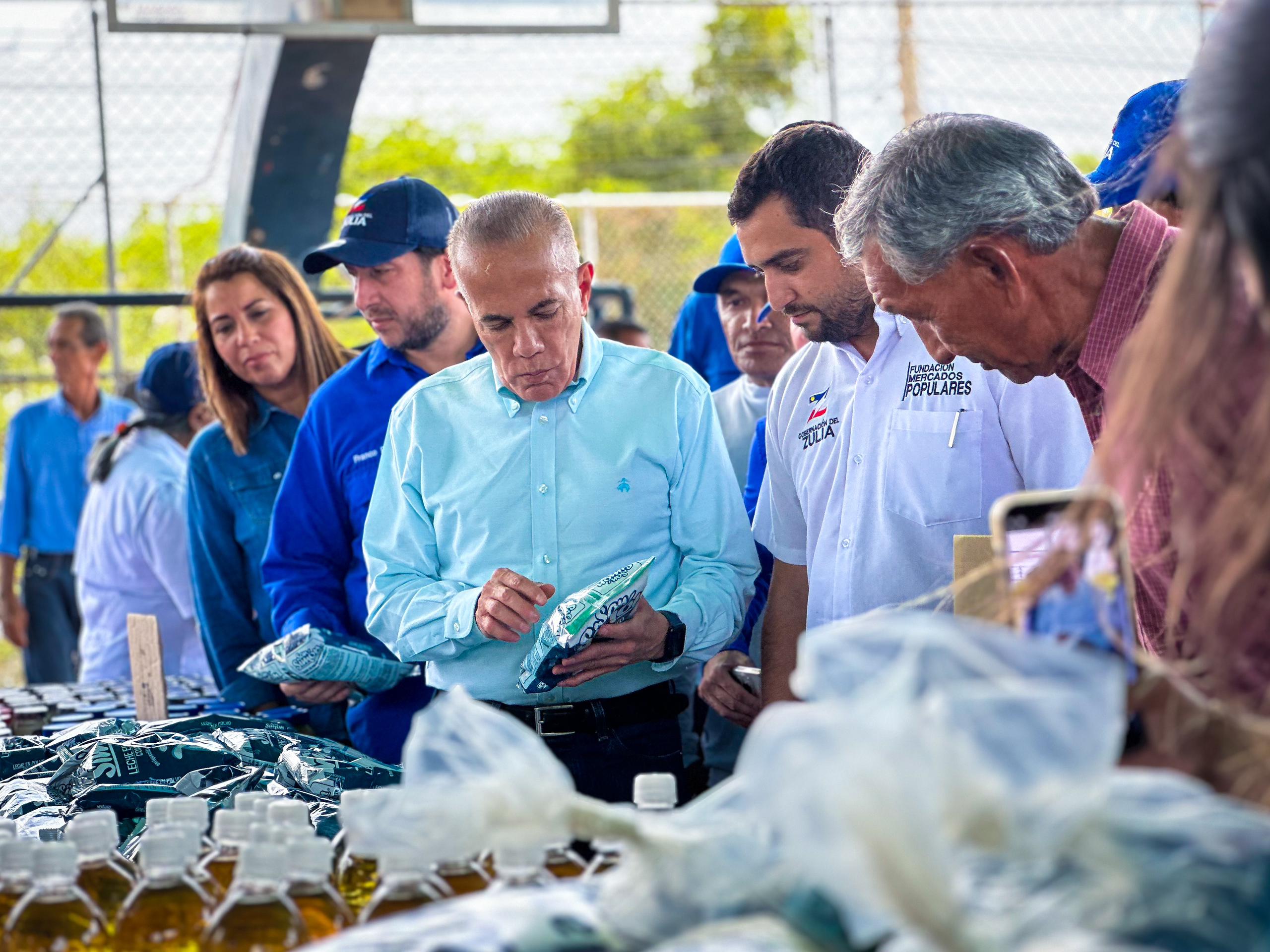 Rosales lleva los programas sociales de la Gobernación a las comunidades del Zulia