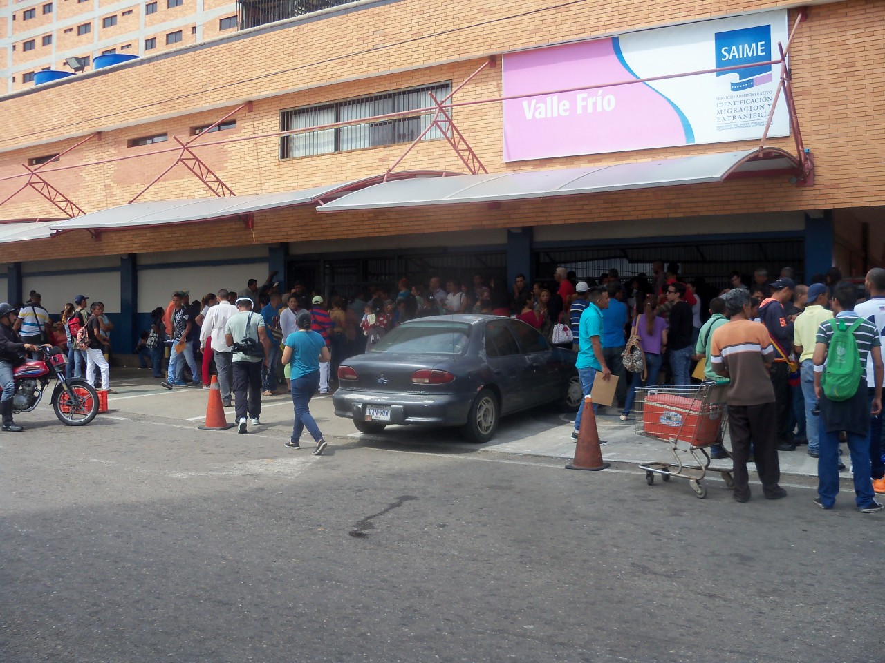 Saime exhorta a los ciudadanos a seleccionar su estado para legalizar un documento