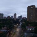Dos nuevas ondas tropicales entrarán al país esta semana: Pronostican lluvias en áreas del Lago de Maracaibo este lunes 18-Ago
