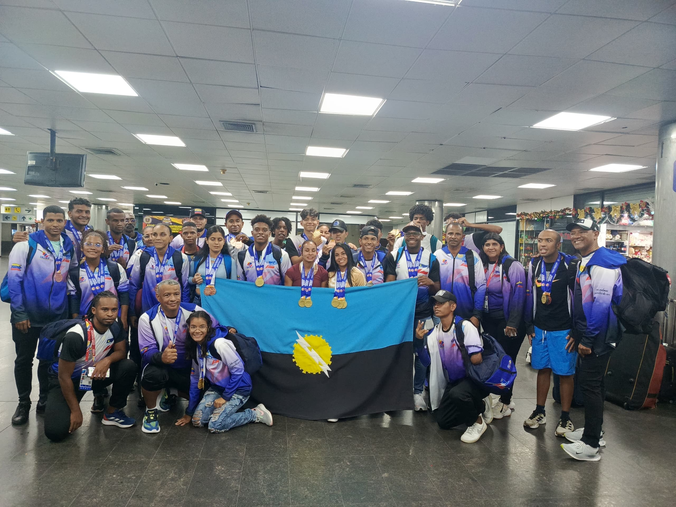 Paratletas zulianos llegaron a su tierra luego de su participación en los Paranacionales Oriente 2024