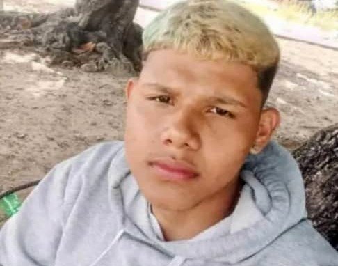 Un joven muerto y un policía herido dejó colisión entre motorizados en la Villa del Rosario