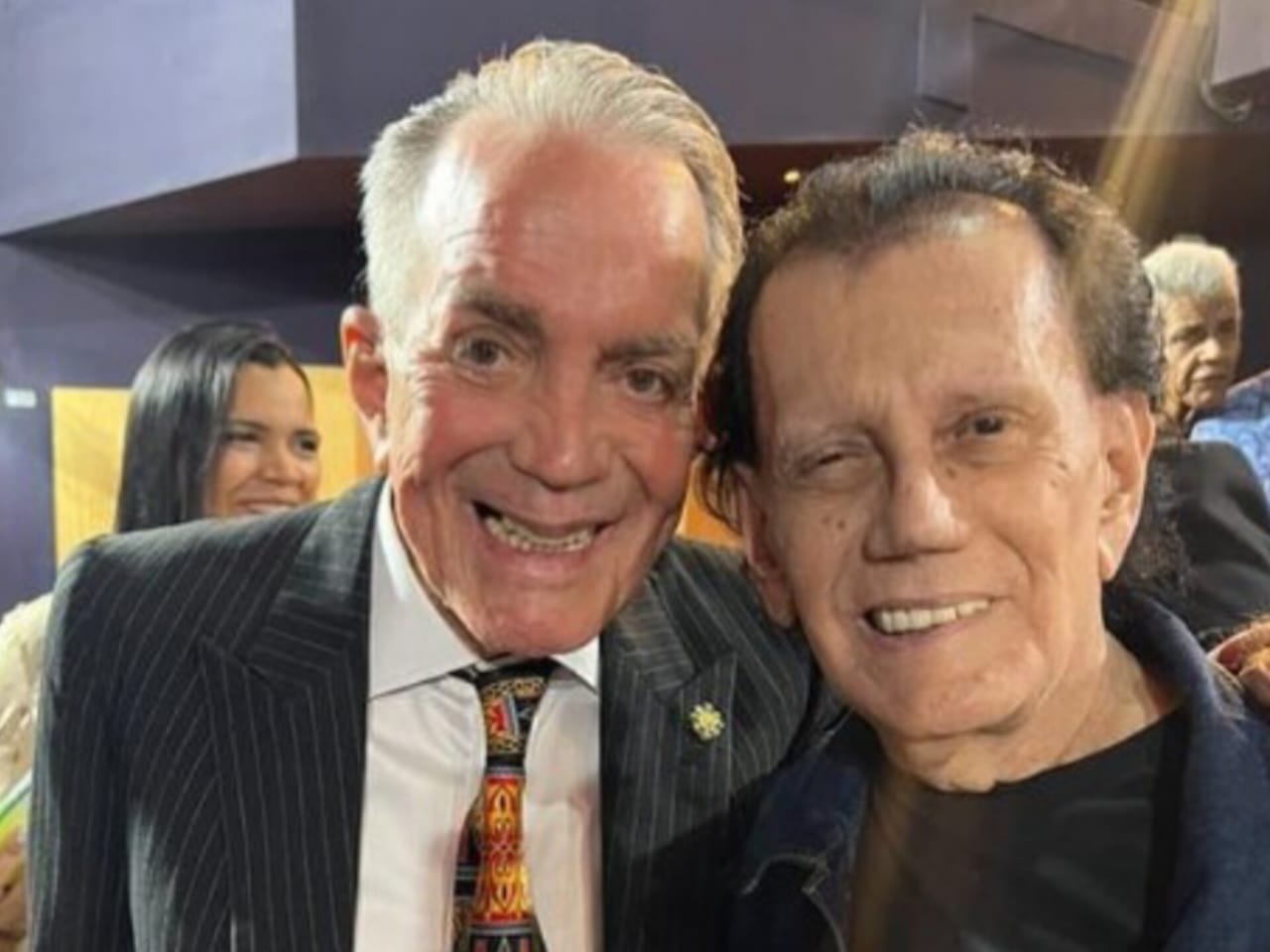 Gilberto Correa rinde tributo a Trino Mora