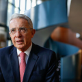 Declaran culpable a Álvaro Uribe