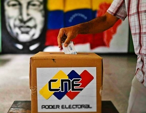 Circuitos Comunales han cargado el 90 % de proyectos de cara a segunda Consulta Popular del 27-Abr