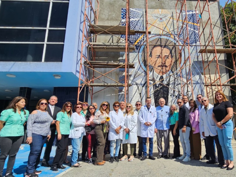 Muestran el mural más grande del mundo en honor a José Gregorio Hernández