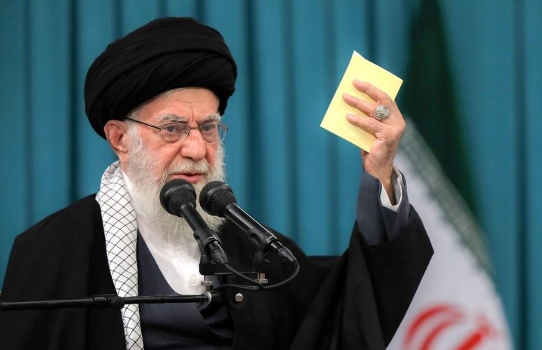 Trump manda una carta al líder supremo de Irán ¿Qué le dirá en el mensaje?