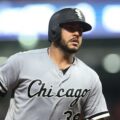 El venezolano Omar Narváez fue puesto en asignación por los Medias Blancas de Chicago