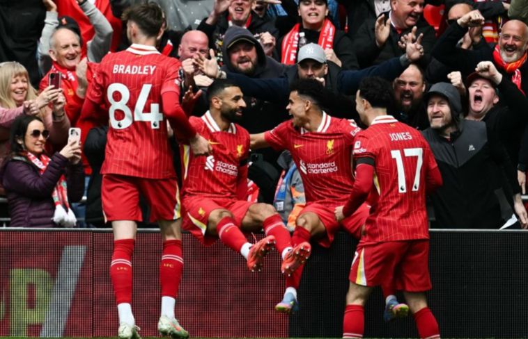 Liverpool superó a West Ham y quedó a un paso de ganar la Premier League