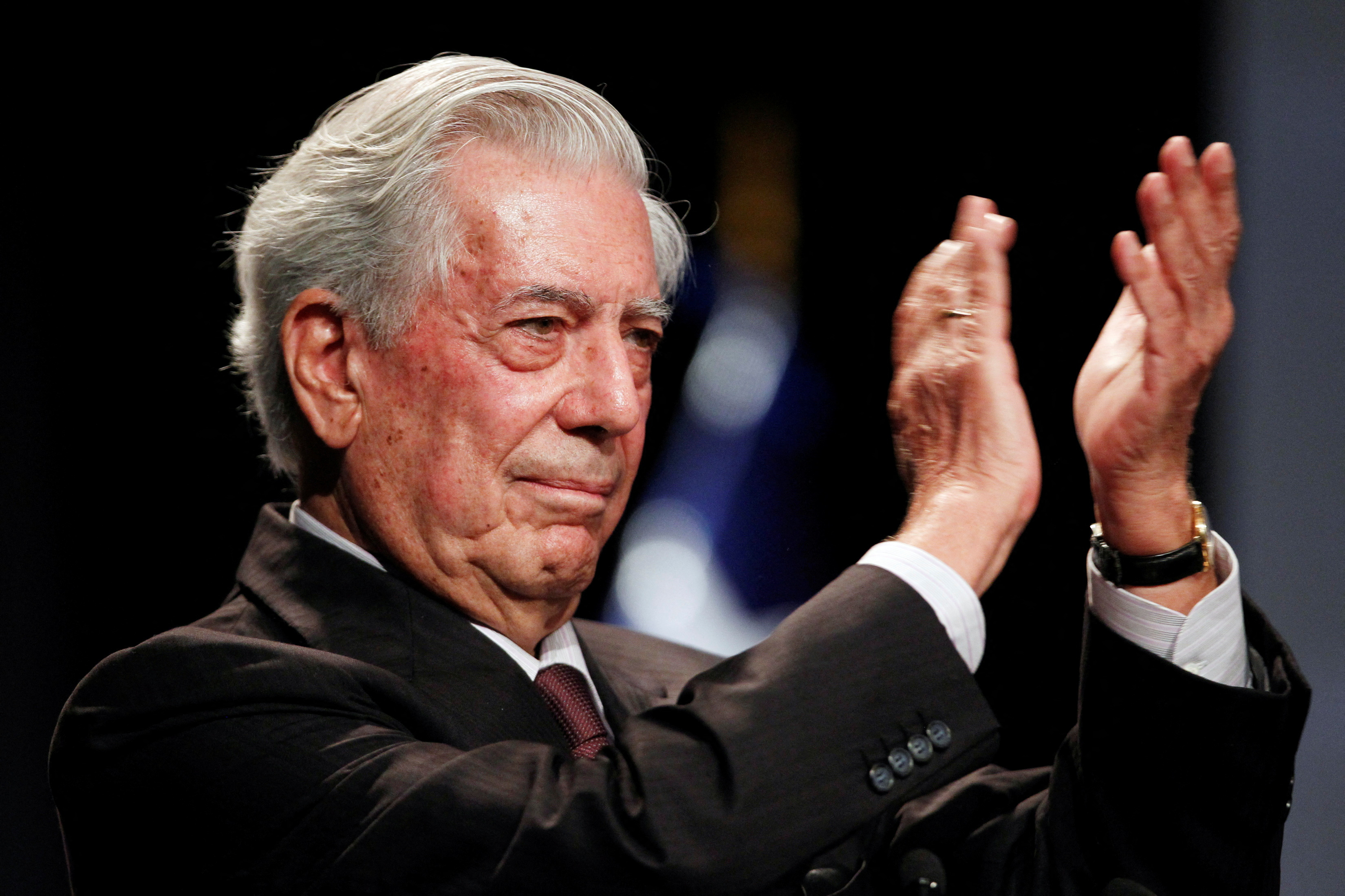Perú declara ‘Día de Duelo Nacional’ por la muerte del célebre escritor Mario Vargas Llosa