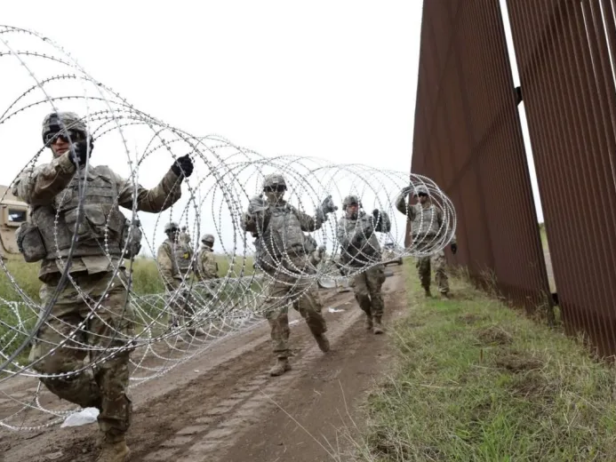 Trump autoriza al ejército de EEUU a tomar control de terrenos públicos en la frontera