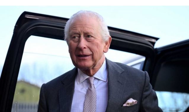 El rey Carlos III retoma sus compromisos oficiales tras su ingreso en una clínica