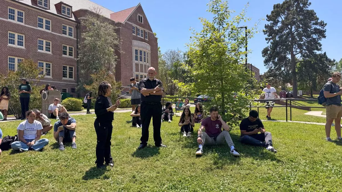 Falleció uno de los heridos del tiroteo en la Universidad Estatal de Florida, EEUU