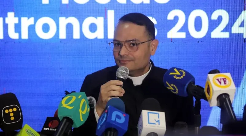 El Papa Francisco partió con las 