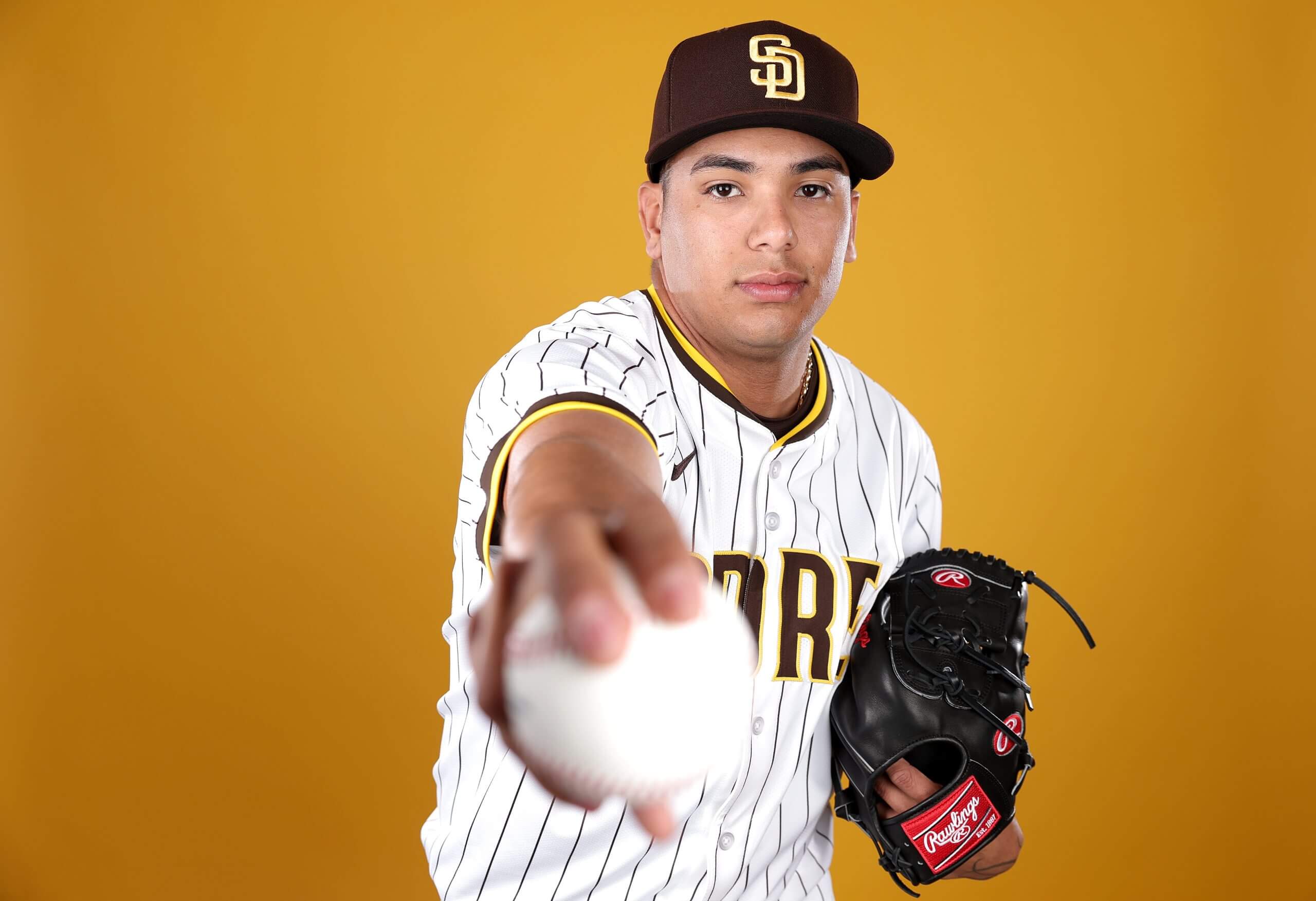 Bradgley Rodríguez fue llamado a las Grandes Ligas con los Padres