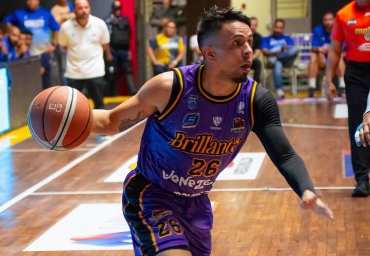 Marinos de Oriente sacó del camino a Brillantes del Zulia en la SPB