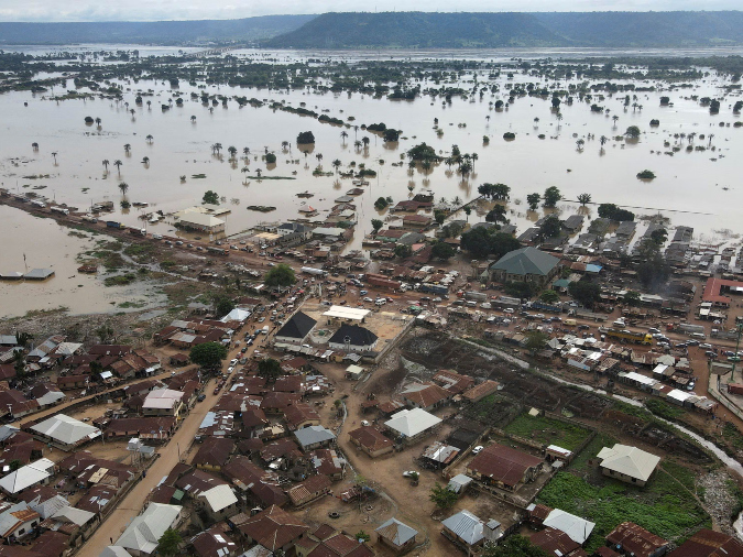 Nigeria sufre 151 muertes por catastróficas inundaciones