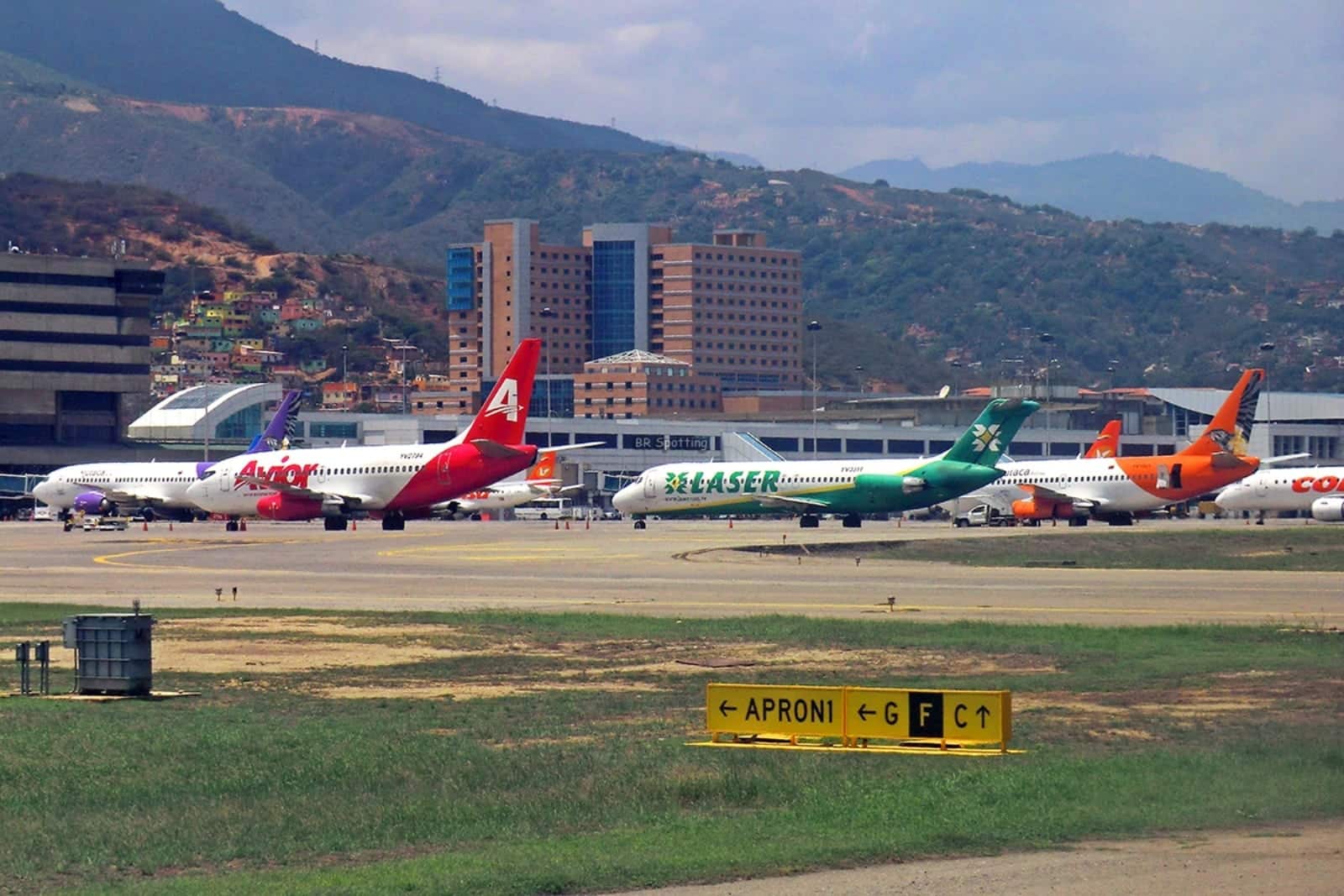 En Venezuela se realizan 400 vuelos nacionales por semana: Estima Conseturismo