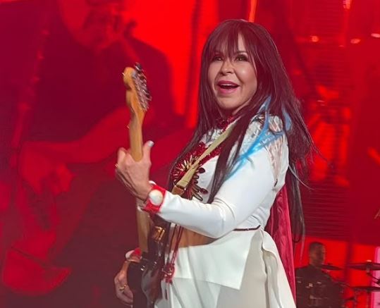 María Conchita Alonso se quedó sin audio durante presentación en México