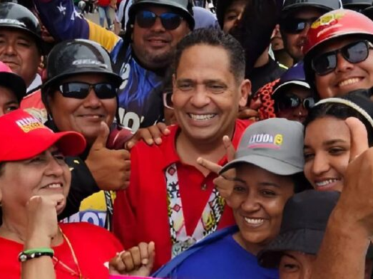 Candidato del Psuv promete 