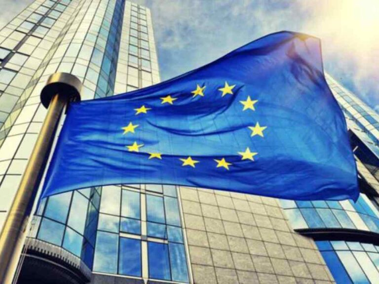 Unión Europea acuerda levantar todas sus sanciones económicas a Siria