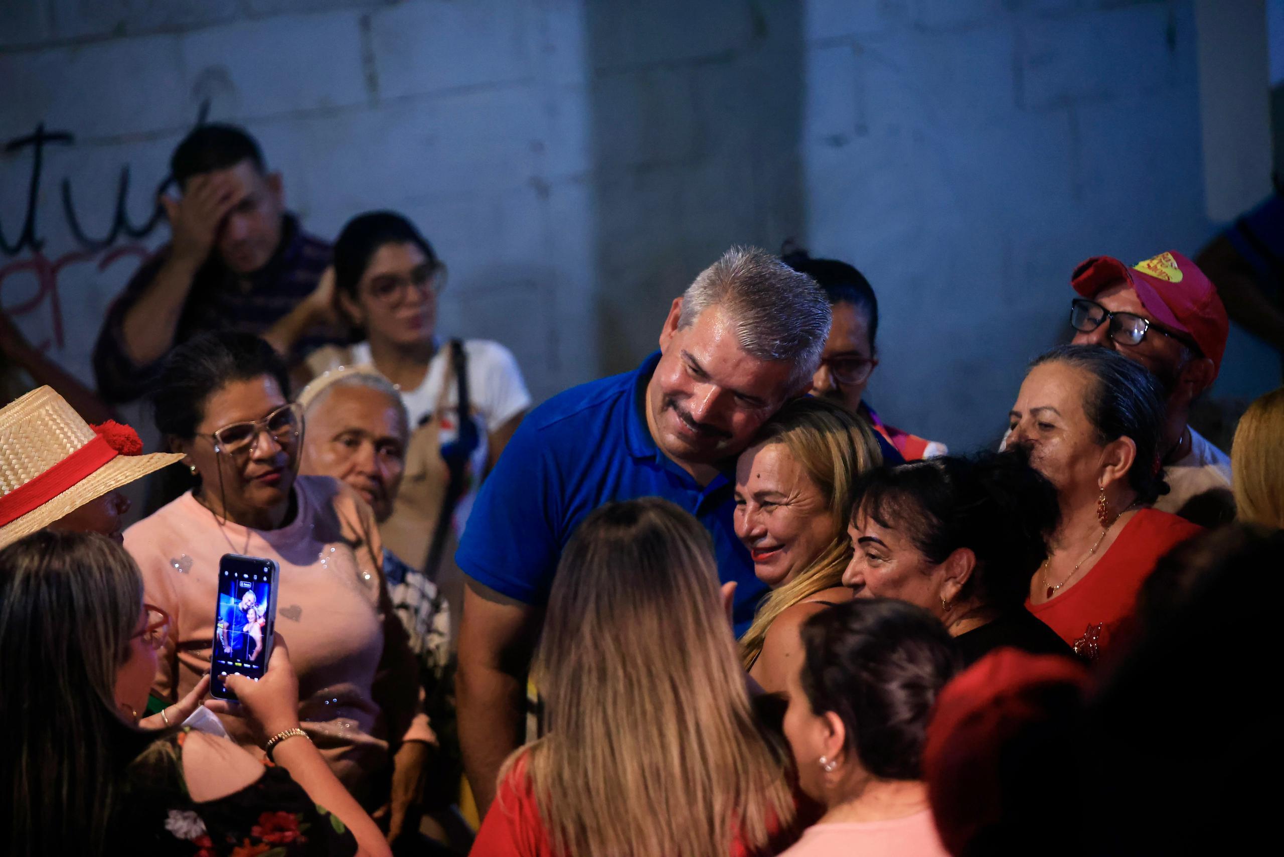 Militancia de Jesús María Semprúm apoya al candidato Luis Caldera