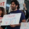 Tras el fin del TPS para venezolanos en EEUU: ¿Cuáles son las opciones que tienen para evitar la deportación?