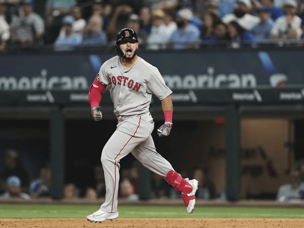 Wilyer Abreu conectó su decimotercer vuelacercas de la temporada