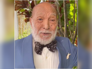 José Torres celebra su centenario trabajando en el cine