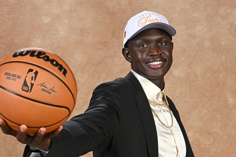 Del campo de refugiados a la NBA: la inspiradora travesía de Khaman Maluach