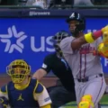 Ronald Acuña Jr. lo vuelve a hacer y conecta su quinto bambinazo del año